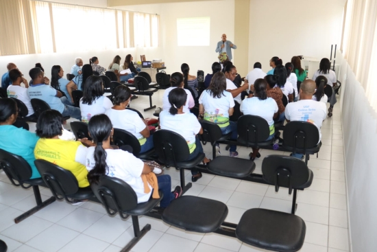 Prefeitura realiza projeto Abril Verde para capacitar profissionais de saúde do município